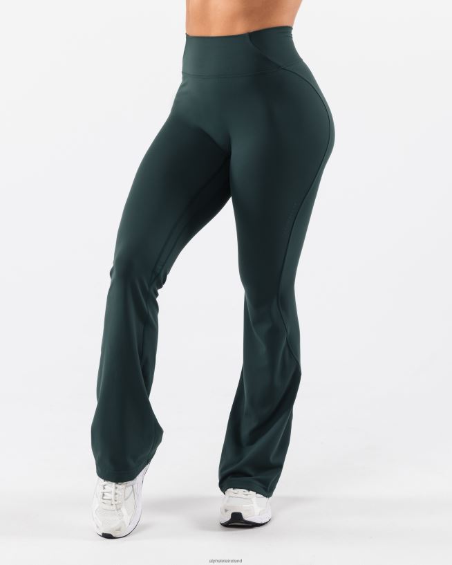 Clothing IE Alphalete Women Aura Flared Pant Cypress Green 2L4400379