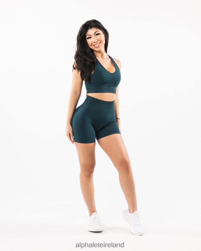Clothing IE Alphalete Women Amplify Short 4.5