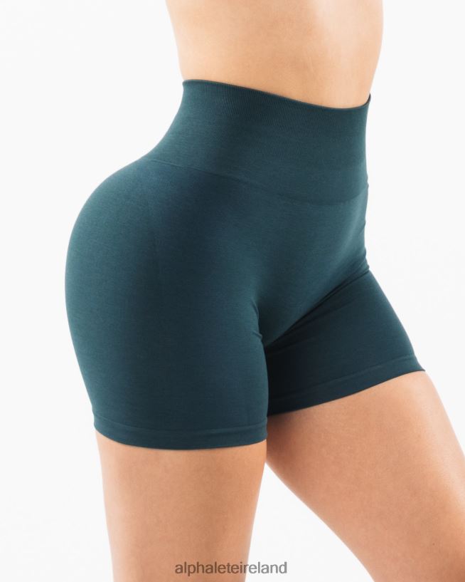 Clothing IE Alphalete Women Amplify Short 4.5