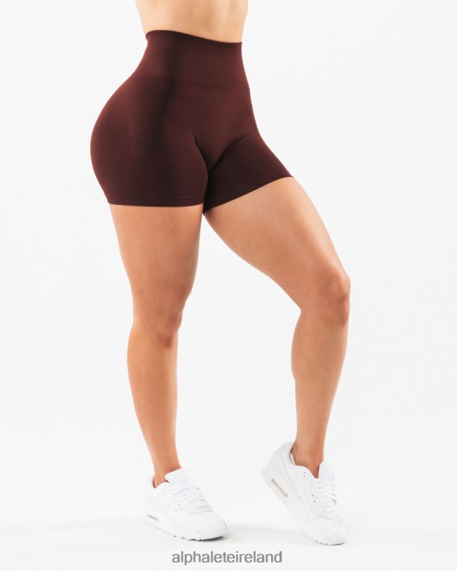 Clothing IE Alphalete Women Amplify Short 4.5