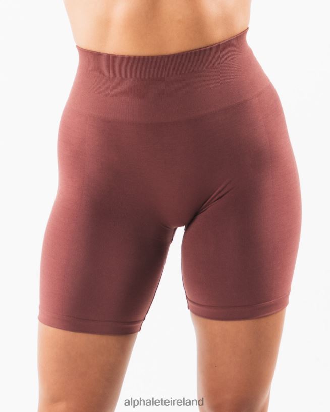 Clothing IE Alphalete Women Amplify Short 6.5