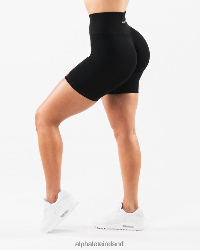 Clothing IE Alphalete Women Amplify Short 6.5
