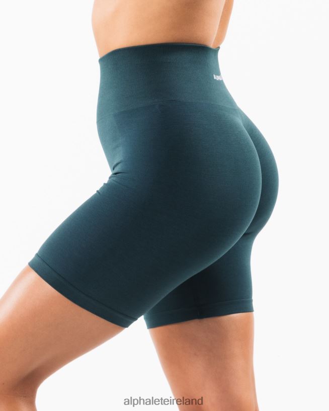 Clothing IE Alphalete Women Amplify Short 6.5