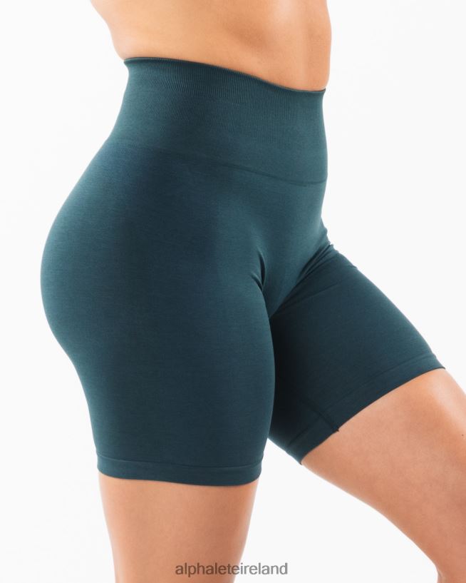 Clothing IE Alphalete Women Amplify Short 6.5